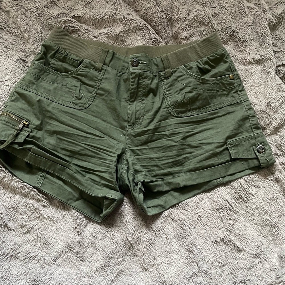 Kismet Cargo Shorts